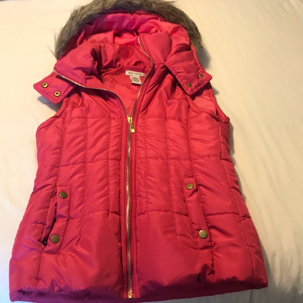 Pink puffy vest size medium